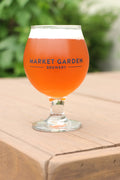 MGB Pint Snifter